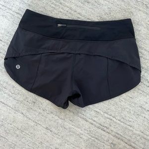 Lululemon Running Shorts - Black - Size 4